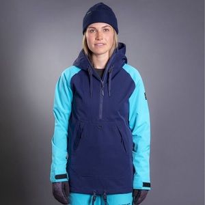 Armada Women's Pullover Jacket 🤍 Spring Skiing